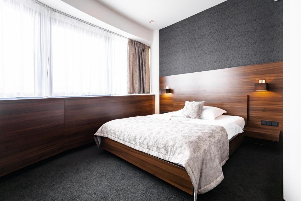 Tempus Club Garni Hotel Bratislava Exterior photo