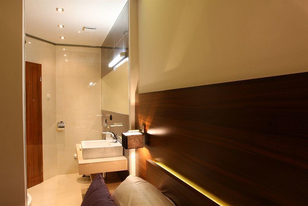 Tempus Club Garni Hotel Bratislava Exterior photo